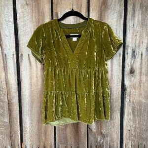 Anthropologie Maeve Green Crushed Velvet Babydoll Peplum Top  XS P Boho Romantic